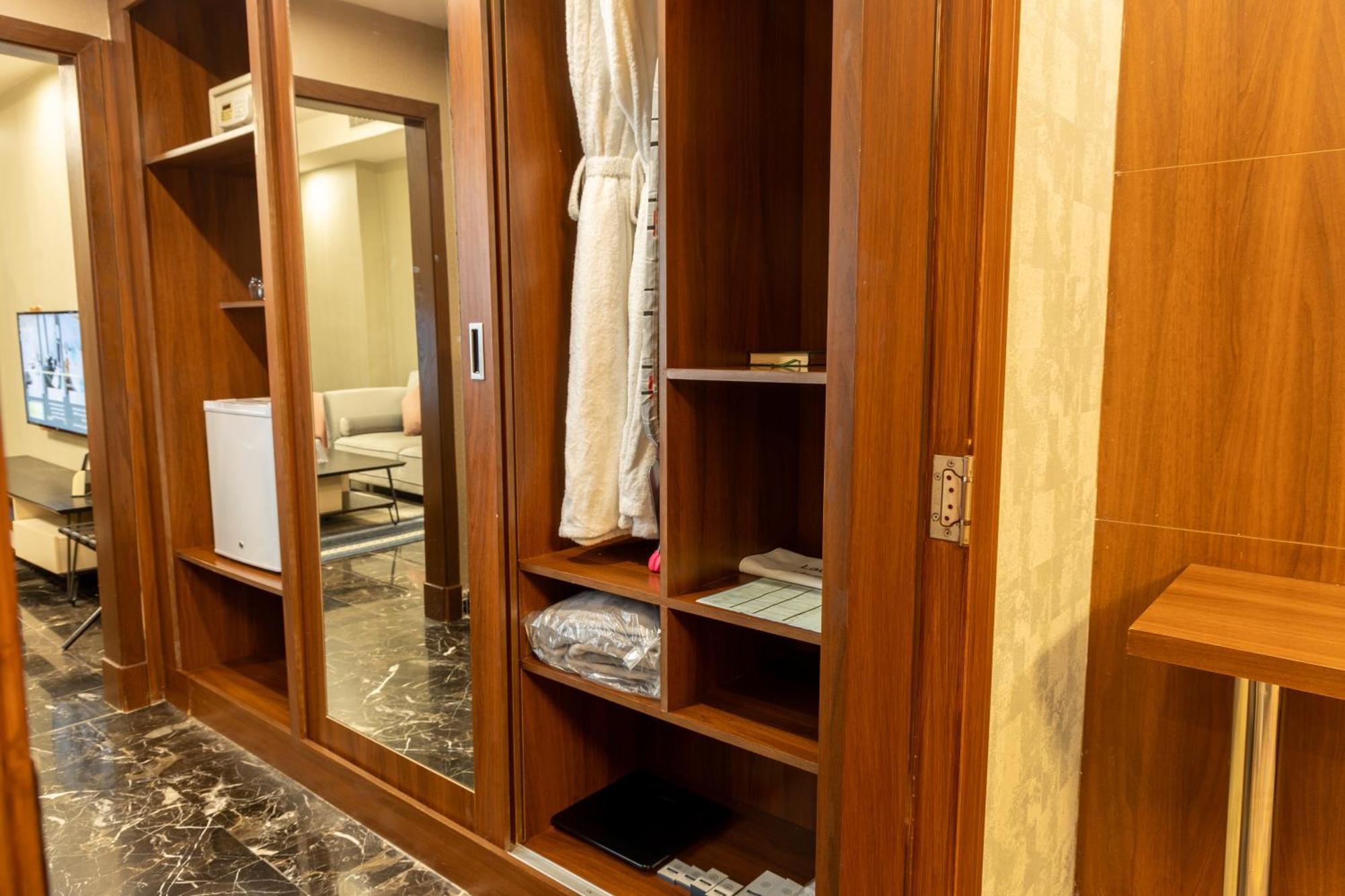Donatello Jeddah Hotel Buitenkant foto